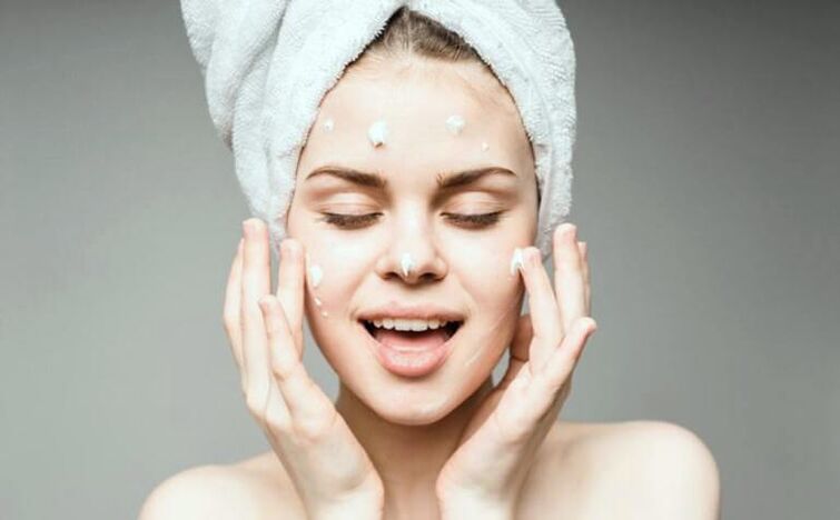 The face of the cream